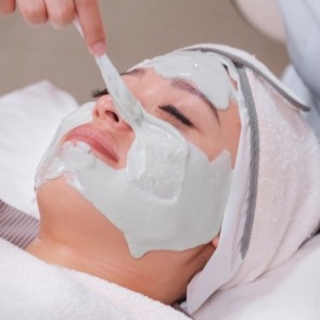 Repechage Seaweed Facial