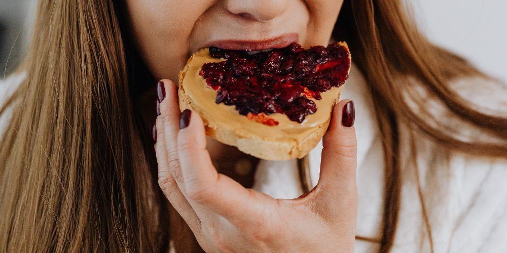 Food cravings explained: Why they happen and when to indulge