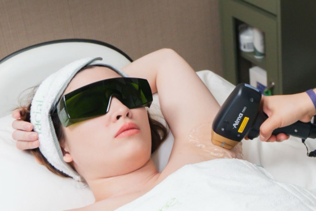 Experience Effective Hair Removal with LaserLight at Facial Care Centre
